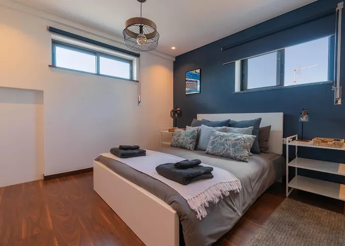 7min To Uni Se-velha - Ac - Work Desk - 300mbs Wifi - 9 3* Coimbra