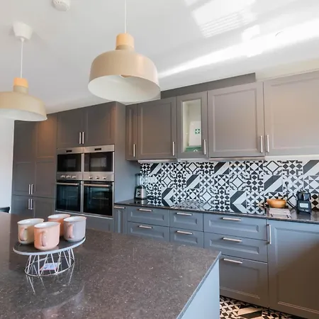 7min To Uni Se-velha - Ac - Work Desk - 300mbs Wifi - 9