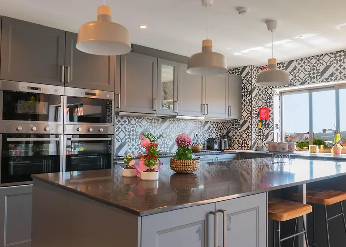 7min To Uni Se-velha - Ac - Work Desk - 300mbs Wifi - 9 4*